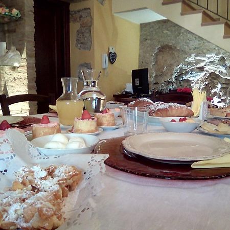 Bed And Breakfast La Sentinella Civita Buitenkant foto