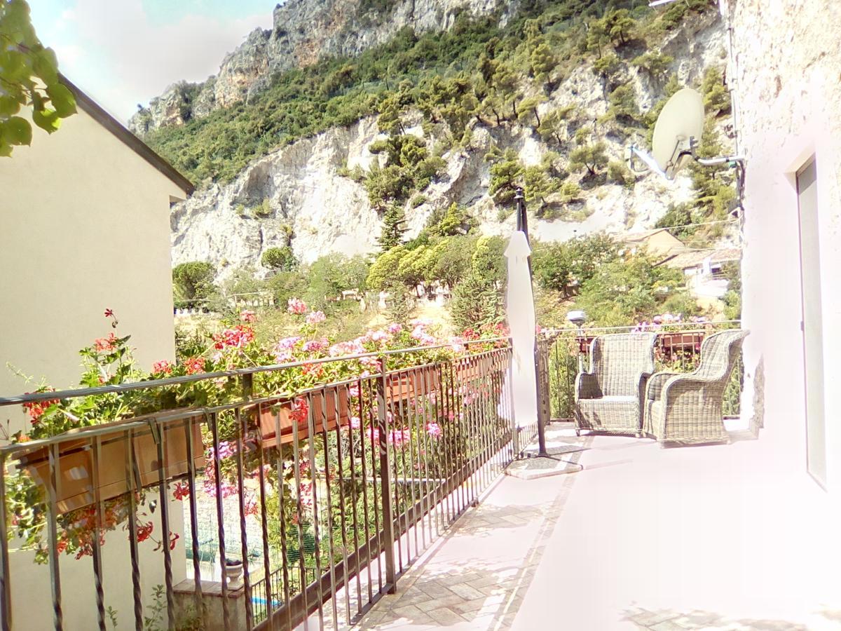 Bed And Breakfast La Sentinella Civita Buitenkant foto